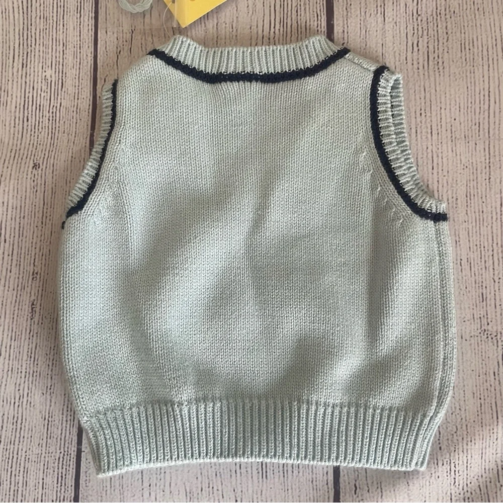 Gymboree Blue Whale Harbor Sweater Vest Size 0-3 months